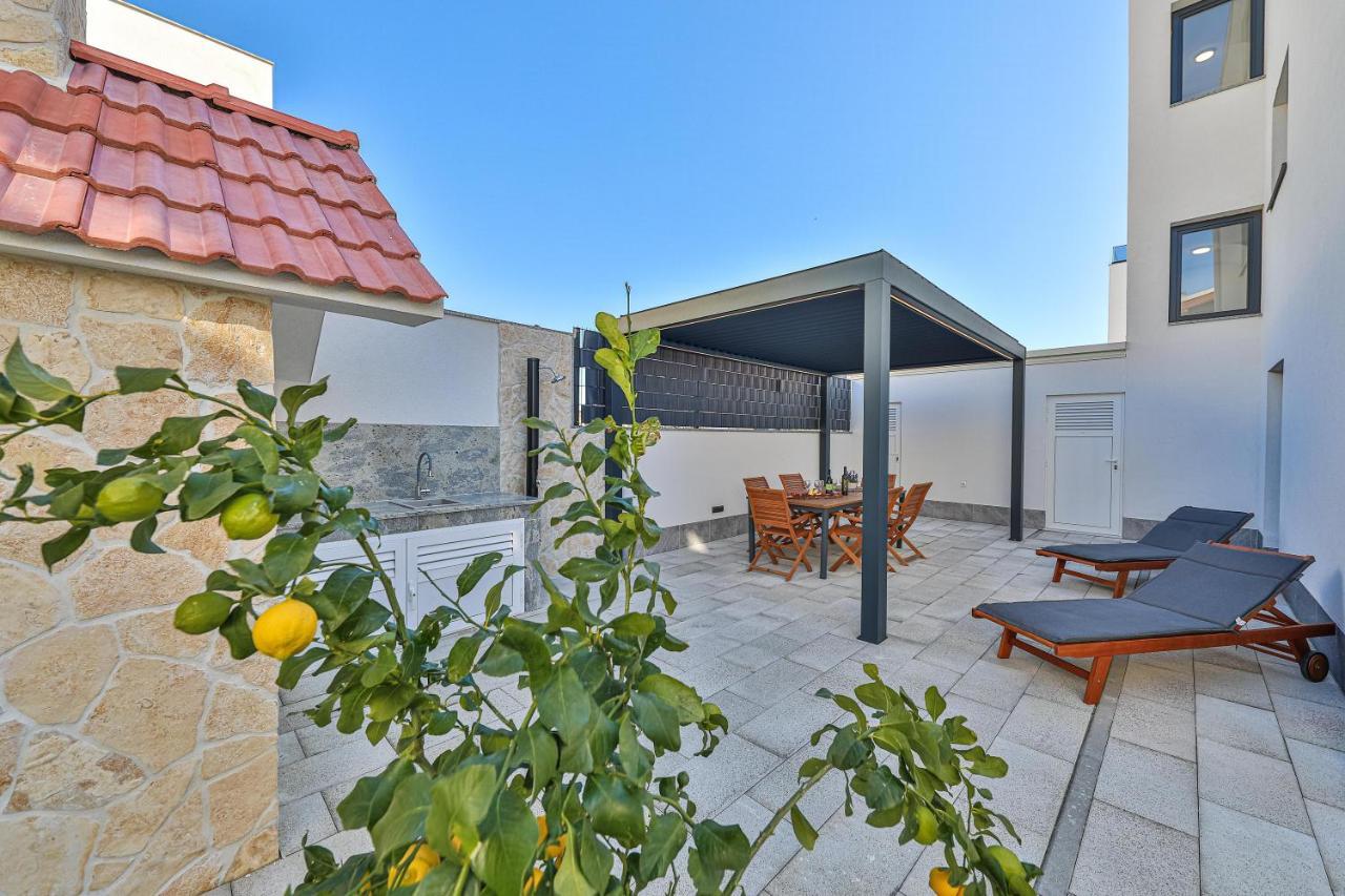 Luxury Apartment Pia With Swimming Pool And Grill Trogir Exterior photo